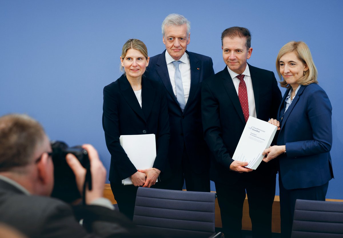 Bundesgesundheitsministerium tweet media