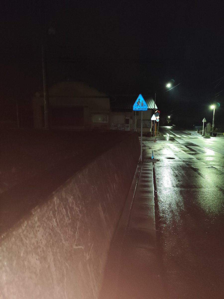 休日ニート tweet media