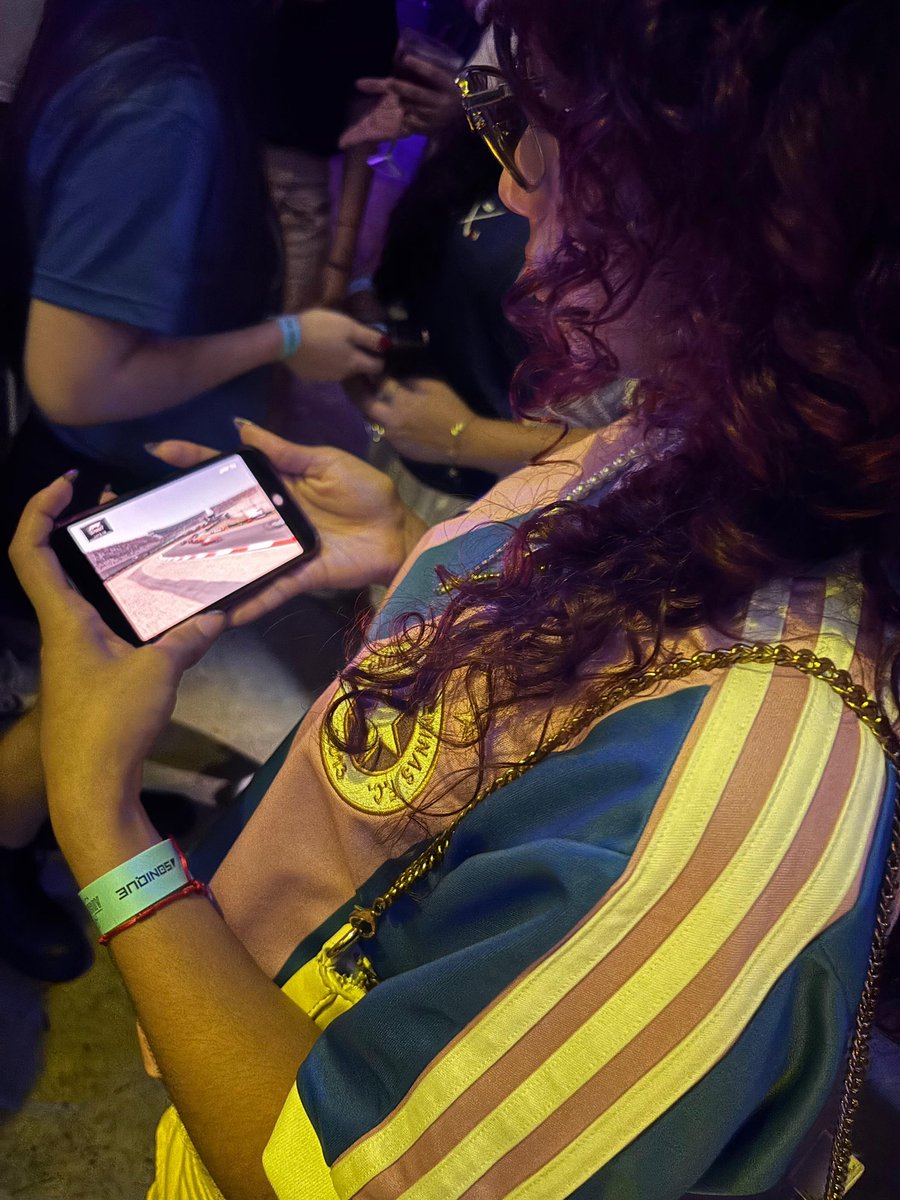 clarie ★ ⁸¹ ⁶³ tweet media