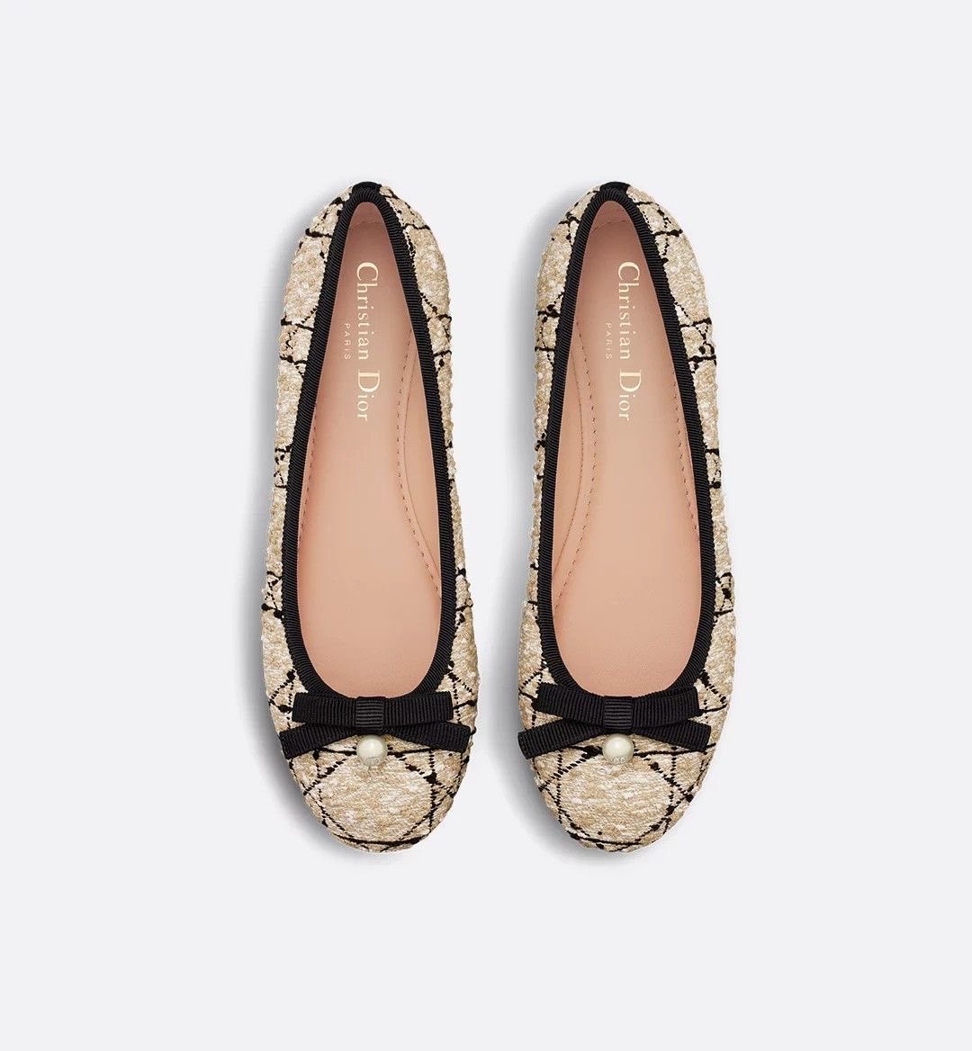 queennami⪩⪨ tweet media