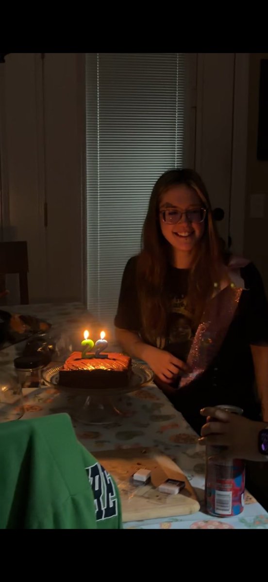 mika ✮･ﾟ tweet media