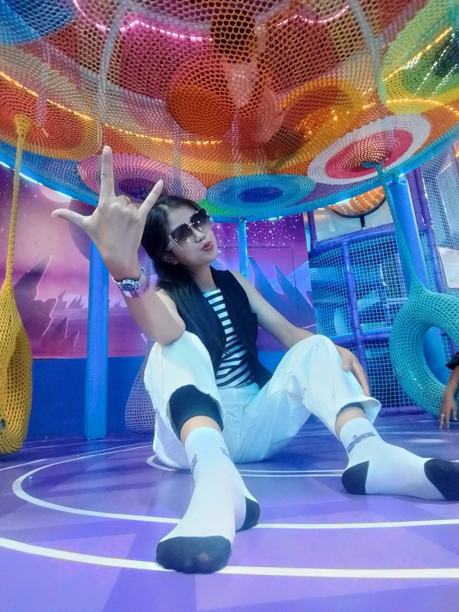 Mak Moren tweet media