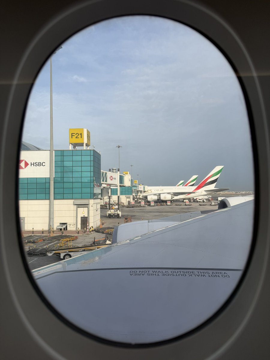 راكان العبيد tweet media