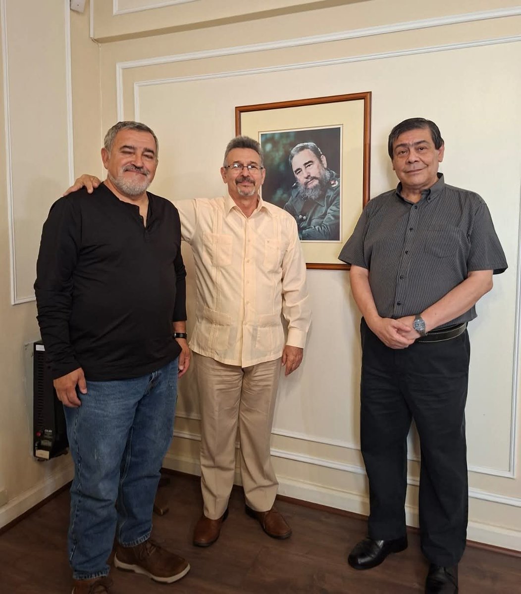 Embajada de Cuba en Chile tweet media