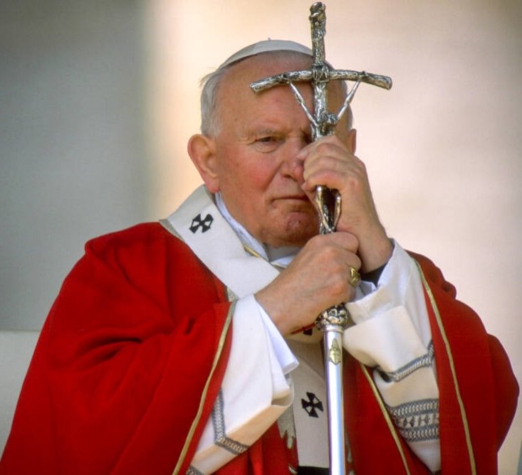 San Juan Pablo II “el amigo de los jovenes” tweet media