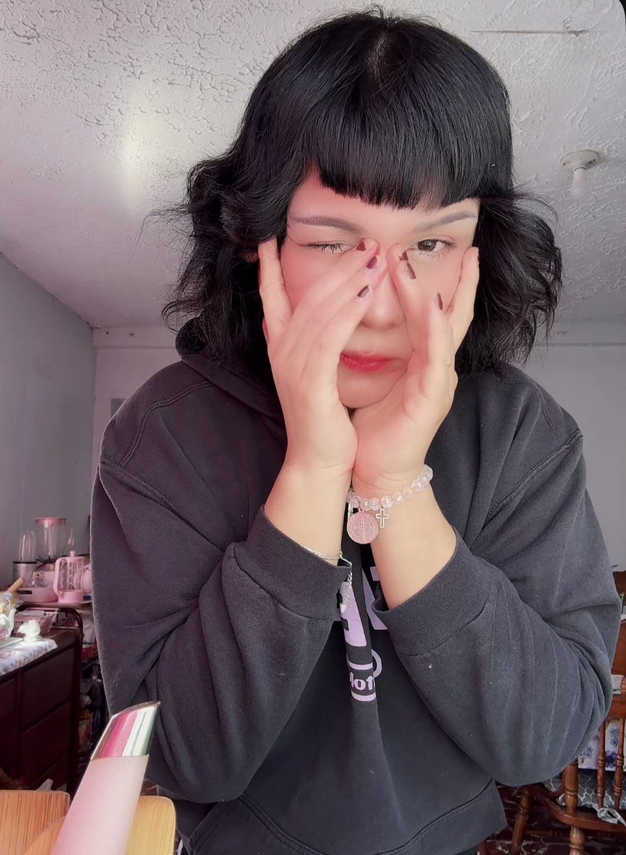 ɐı̣ɔuǝɯǝꓷﮩ٨ـ♡ﮩ٨ـDemencia tweet media