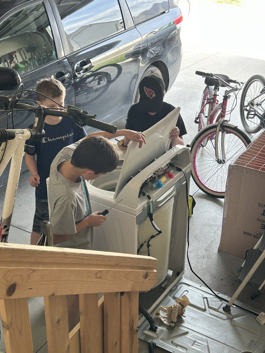 Principal Jon tweet media