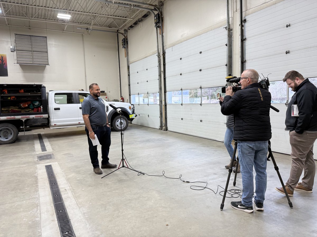 rparmar_BC's tweet image. The BC Wildfire Service has seen 2,400 applicants for this season

More equipment, 10 new structure protection units &amp;amp; mechanical assets, and more

We are taking the necessary steps to prepare for whatever comes our way during wildfire season

#wildfire 

youtu.be/nE1TFCtJkRU?si…