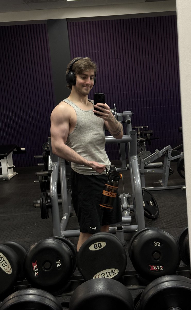 DanskiCS tweet media