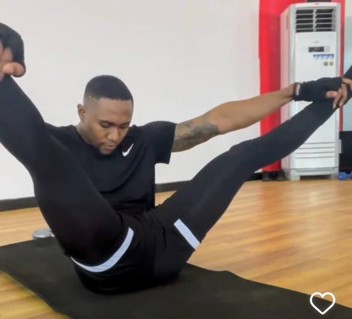 _afbeauty_'s tweet image. Be sincere,men  of what use is this style of exercise is to y’all 😂?  Cos I can’t even try this 😭