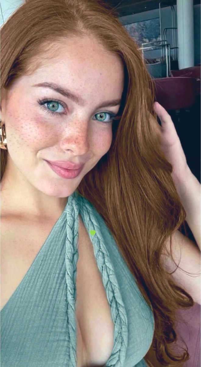 FreckledFace🧡 tweet media