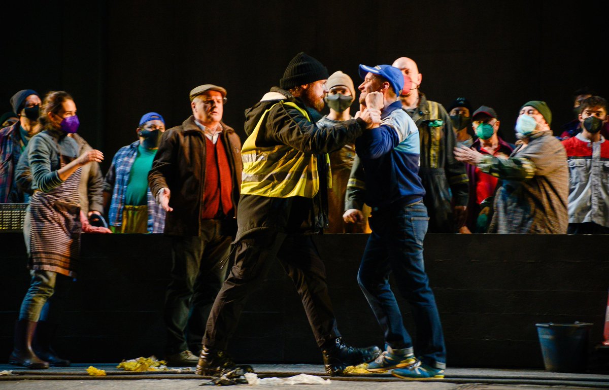 B A R N A B Y R E A tweet media