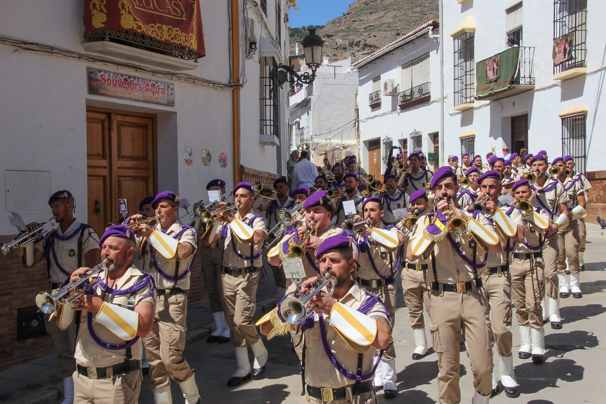 boinasmora's tweet photo. Domingo de Ramos en Álora, acompañando a La Pollinica un año más. Un día especial lleno de ilusión, música y devoción en el inicio de la Semana Santa.

Queremos agradecer de corazón a la Cofradía por seguir confiando en nuestra banda para este día tan importante. https://t.co/BQBwoTmByU