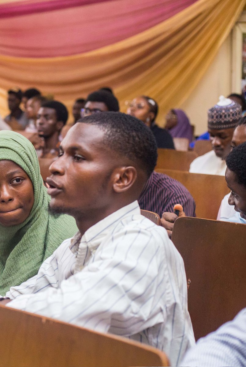 febrileacademia's tweet photo. @IlumsaIlorin @KasaliAbdGafar @adeboyeman 📸 Best Quizzer of the Day: Ahula Ambrose

Outstanding performance was recognized, celebrating excellence and mastery. ✨ https://t.co/075CPzc4r8
