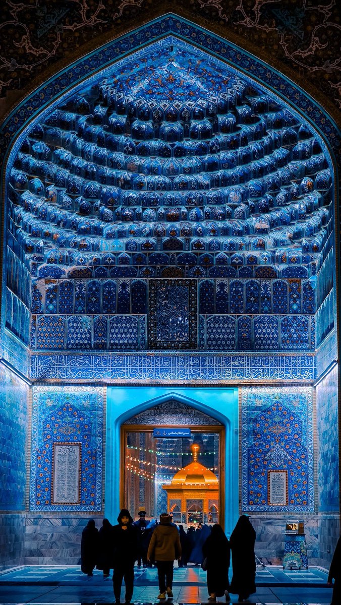 Natursee's tweet photo. Entrance of İmam Reza Shrine.

Mashad, İran 🇮🇷 https://t.co/fjpeM09c0d
