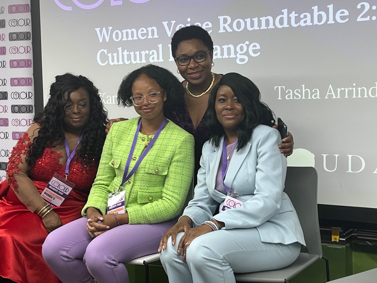 AnayaHairbeauty's tweet photo. Gratitude 🩵🩵🇬🇧 @Divasofcolour  Thank you for such a powerful event and the line up of extraordinary women doing purpose driven projects, dreams, community works etc. #speakers #divasofcolour2026 #winners #entrepreneurs #Top50WomenVoices Congratulations to all the winners 🎉🎉🎉🎉🎉 @Asmokfoundation