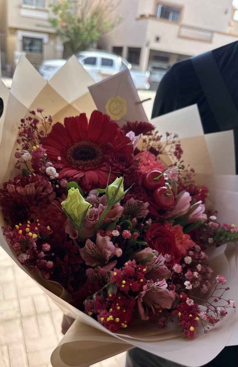 ely will see BTS!🪭 tweet media