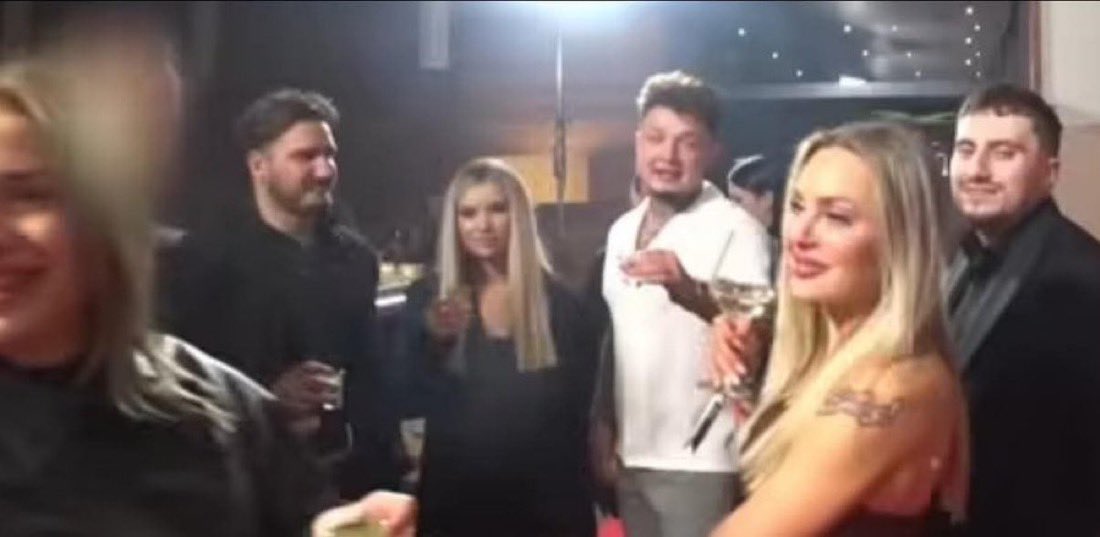 Marianna Schreiber tweet media