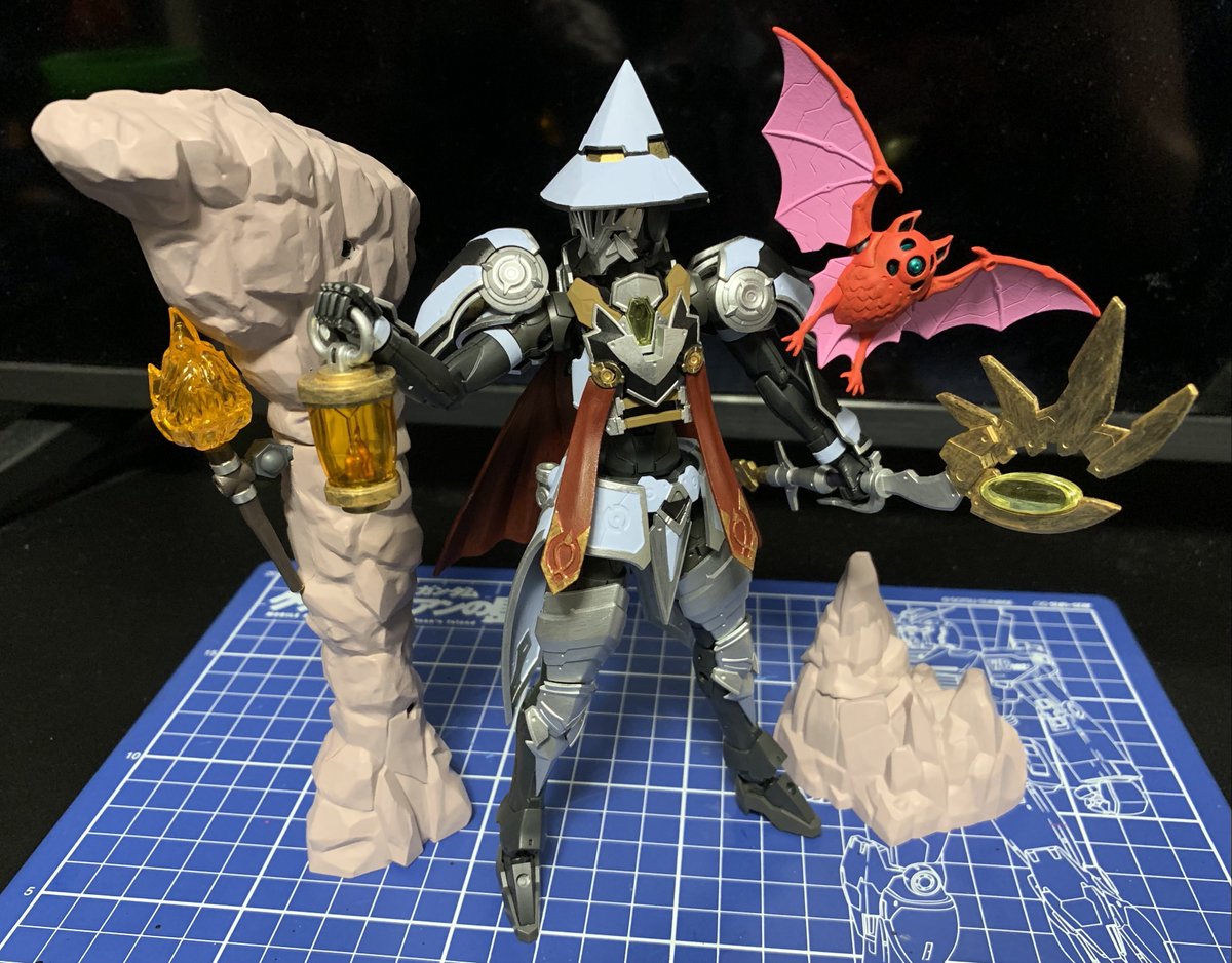 Revvy (Reversemoon) tweet media