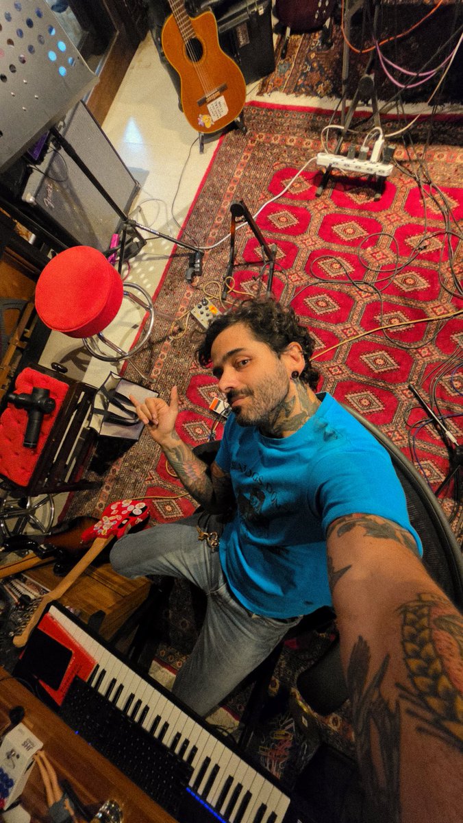 Lucas Silveira tweet media