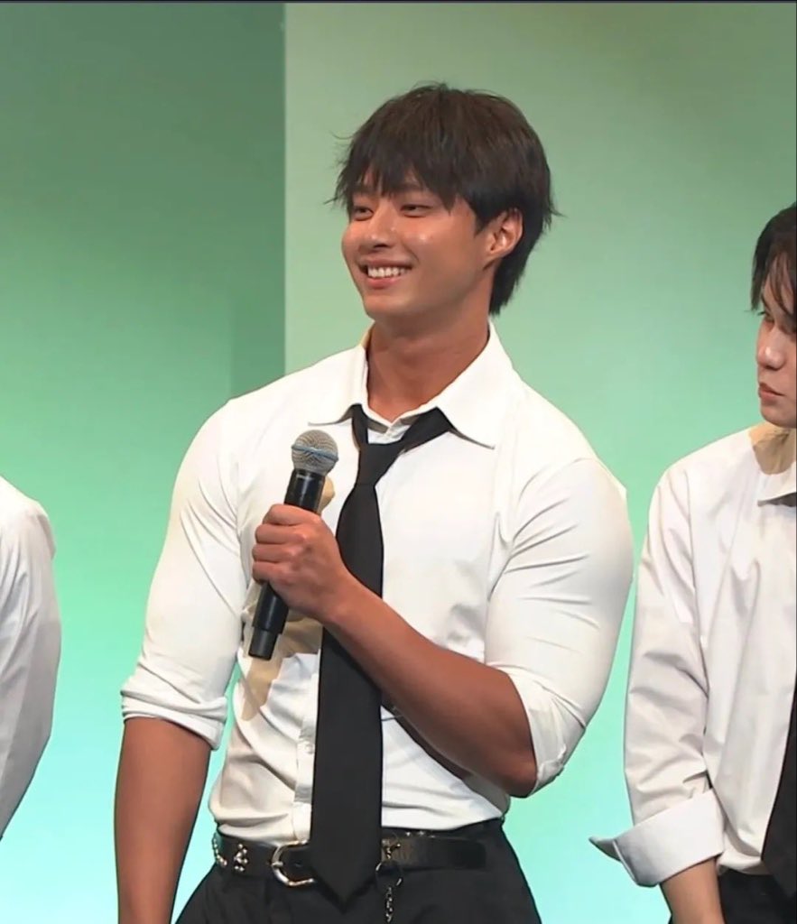 Stan Base tweet media