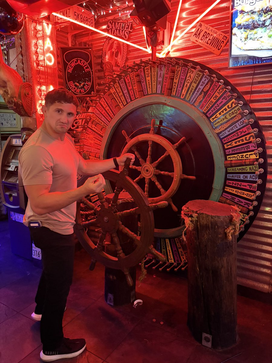 RealRayJaz's tweet photo. Spin the wheel on your Monday vibes with these #Jaztips
•
🤌 Life’s a free spin—don’t hesitate, take it
🤌 You don’t control the wheel, but you control your effort
🤌 Bet on yourself every time
🤌 Miss? Spin again. Winners stay in the game
🤌 Pressure creates the payoff https://t.co/sFenGBNDk1