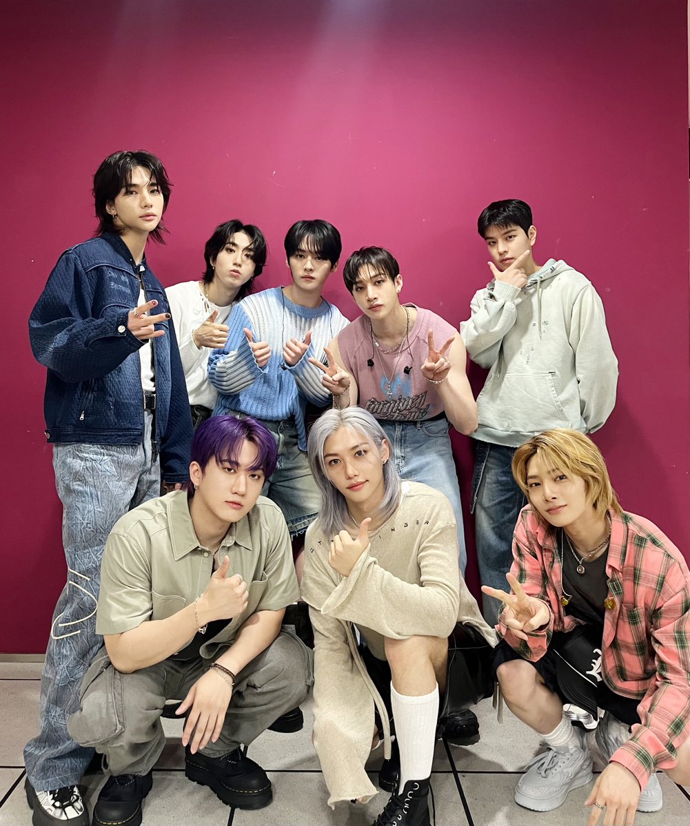 Stray Kids Chart Data tweet media