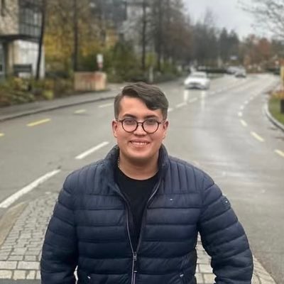 Alicia en el pais del sagrado corazón tweet media