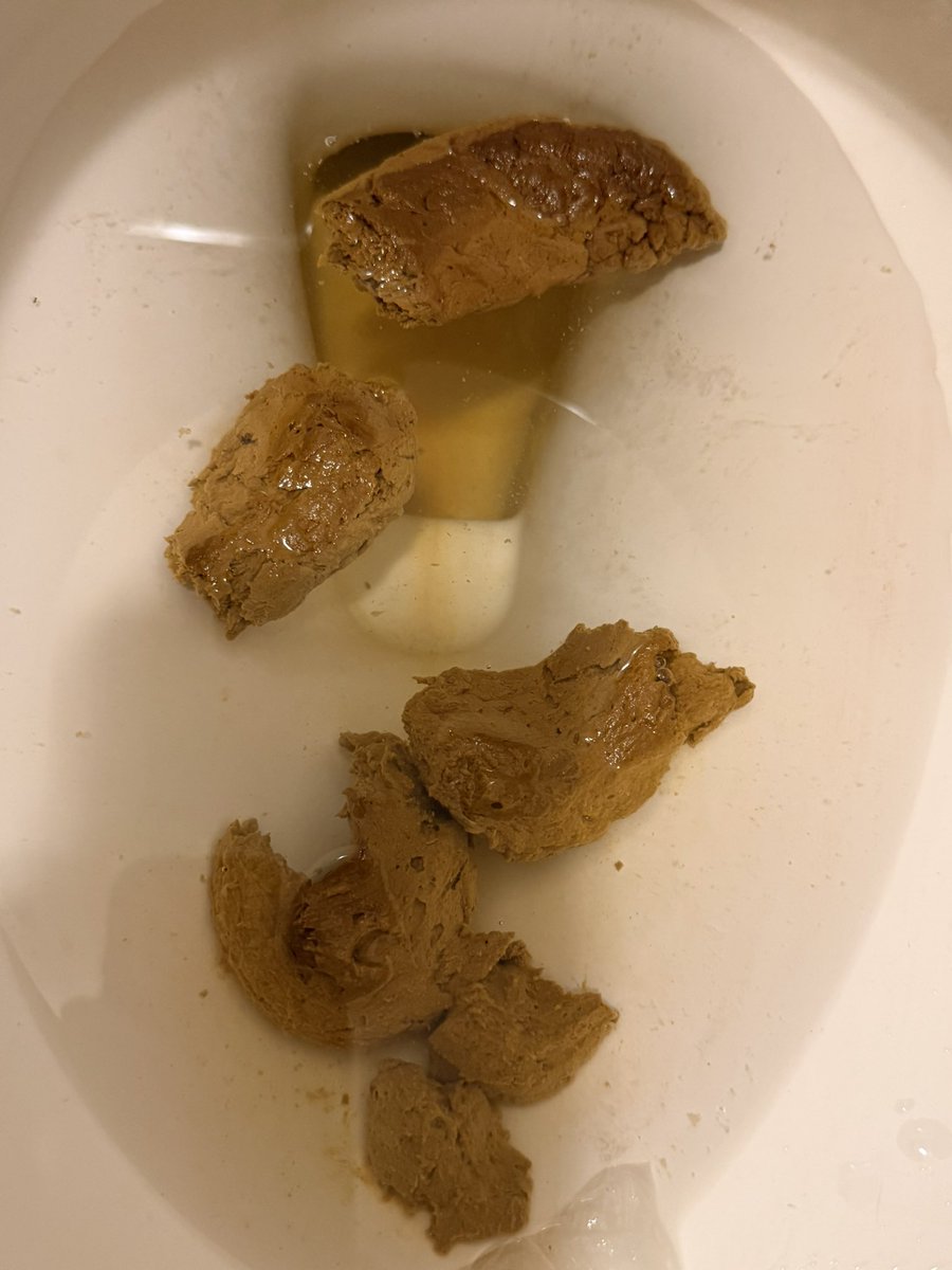 goonershitpig tweet media