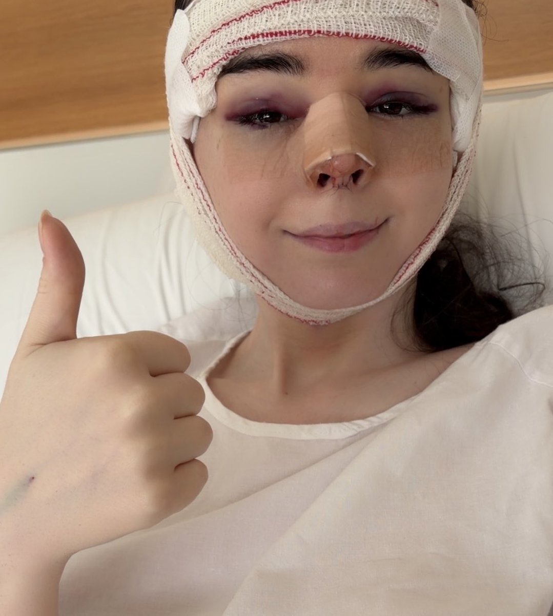 ✨pixi✨ tweet media