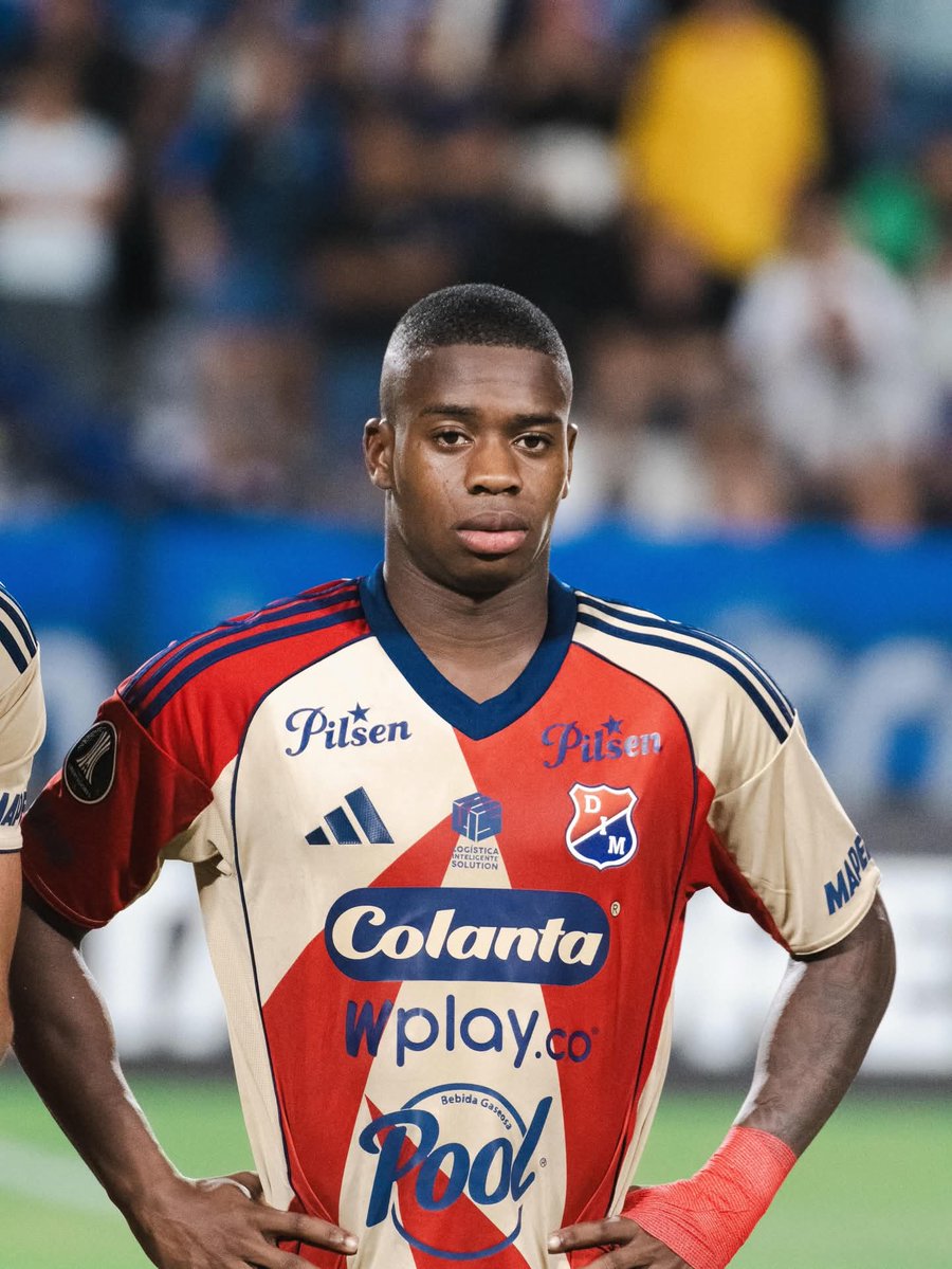 Incógnito poderoso tweet media