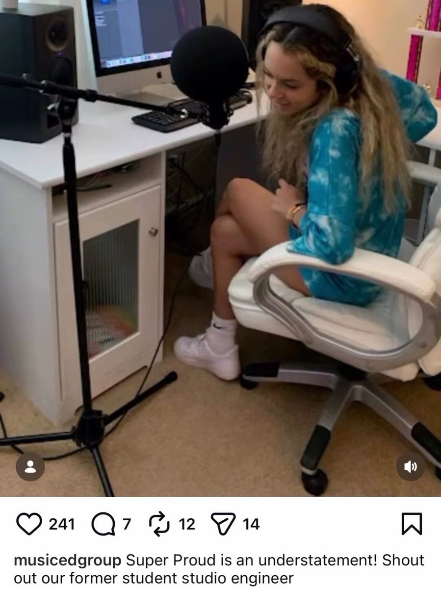 dani ⁶ tweet media