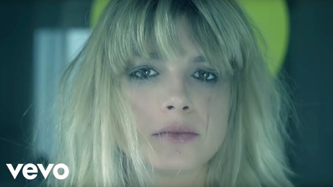 Emma Updates tweet media