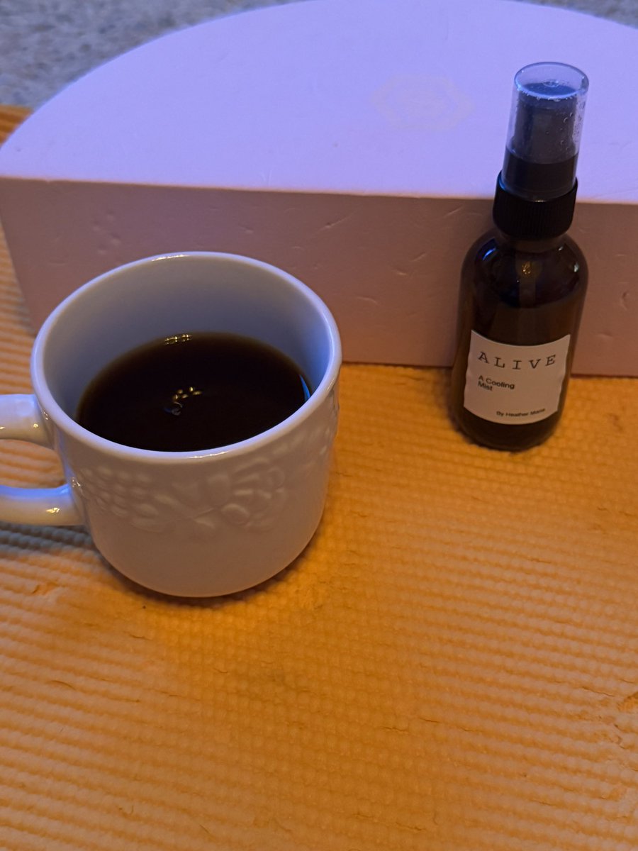 HeatherMaria123's tweet image. Monday March 30, 2026 💙💙
Pluto
Blue Ray of Light 
Wine 🍷 Wind #solarsystem 
Illinois 
Lybia 🇱🇾
Brown Circle  🟤 
Jupiter Island, Florida 
Woods ⚪️ Mars 🏠 
Eucalyptus 
Ragland constellation 
Regulus star nation 
Archangel Saint Raguel 💙⚪️🔴
Holy Monday 🪆🛕👘👨‍⚖️
#AdaptogenWeek