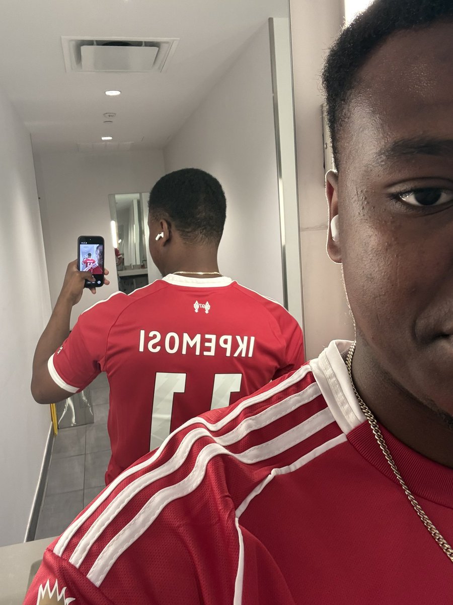 ikpemosi_'s tweet photo. YNWA🔴❤️ https://t.co/OEn2wshjuw