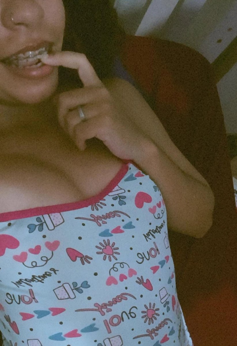 maevesexhib's tweet photo. Tem alguém querendo me ver peladinha?

#PINTOAWARDS 
#PINTOAWARD 
#PINTOSAWARDSㅤㅤ 
#PEITOSWARDSㅤ 
#XOTAAWARDSㅤ https://t.co/qJxm11zlEQ