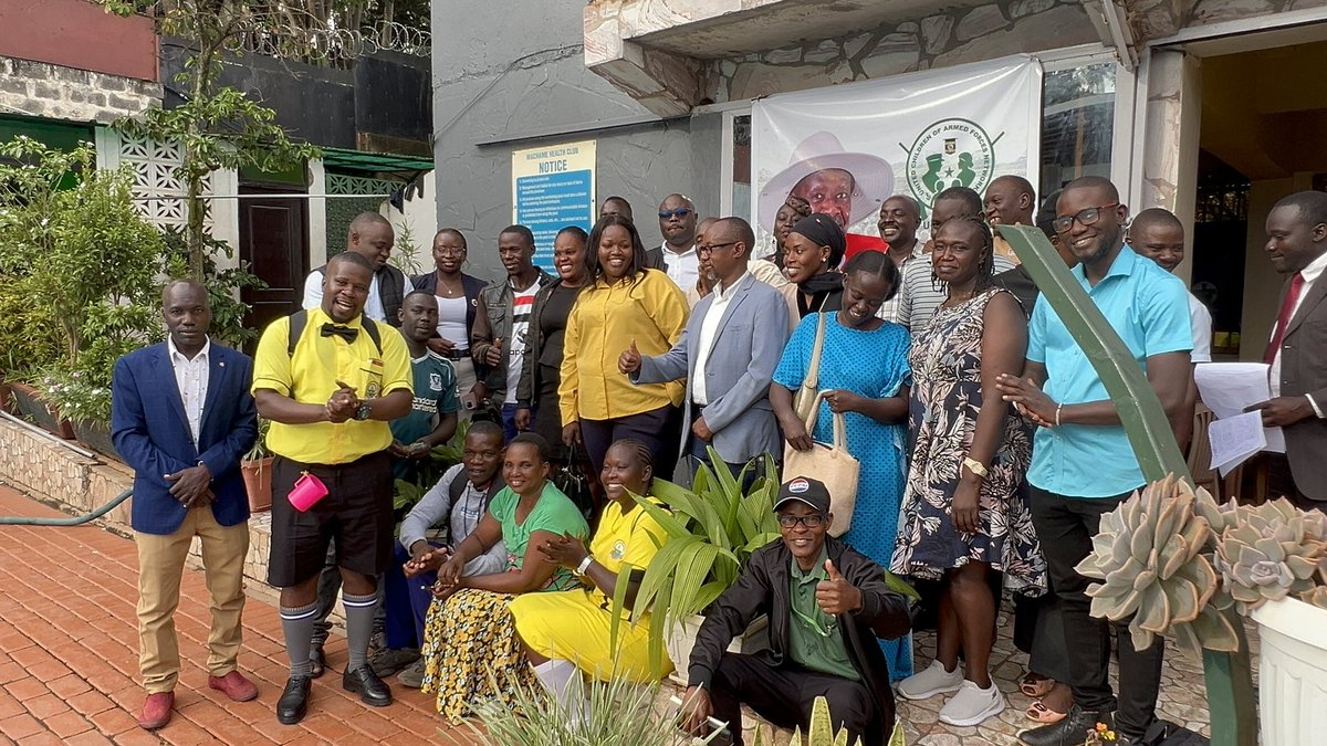 Lumpe Media Ug tweet media