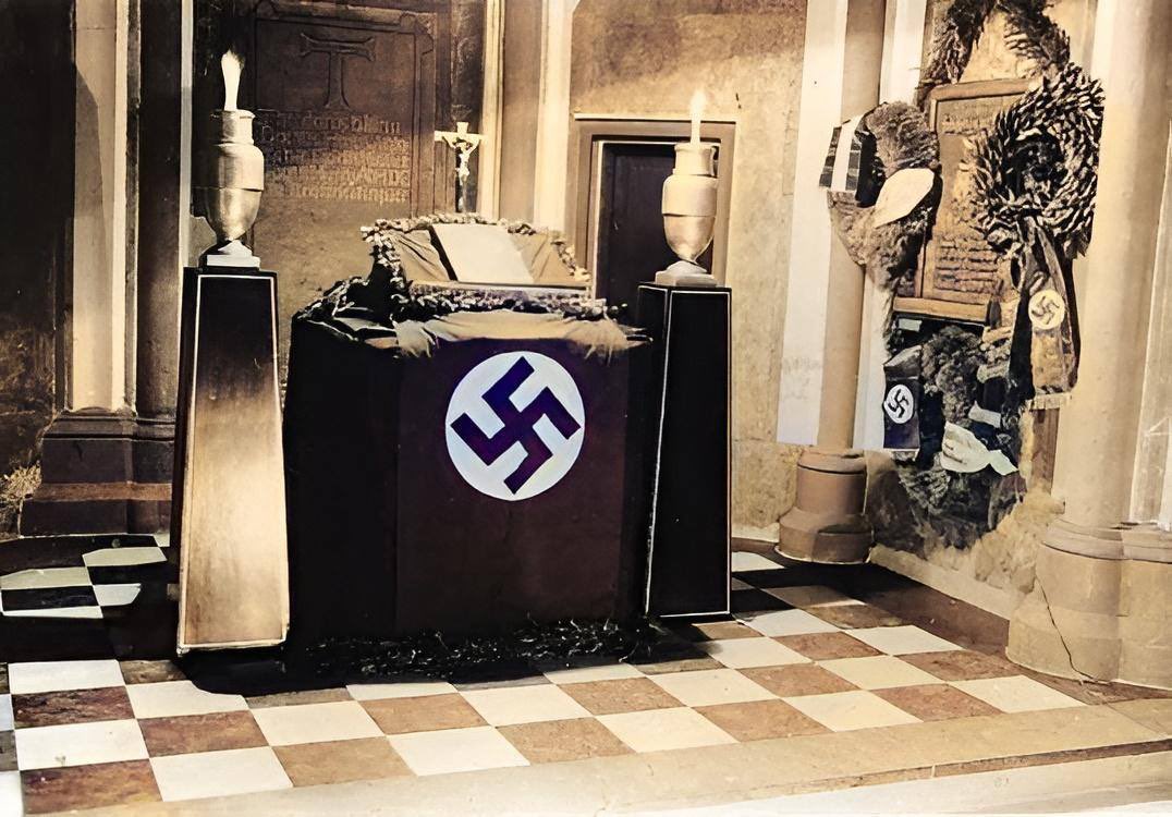 Silenced Saxon tweet media