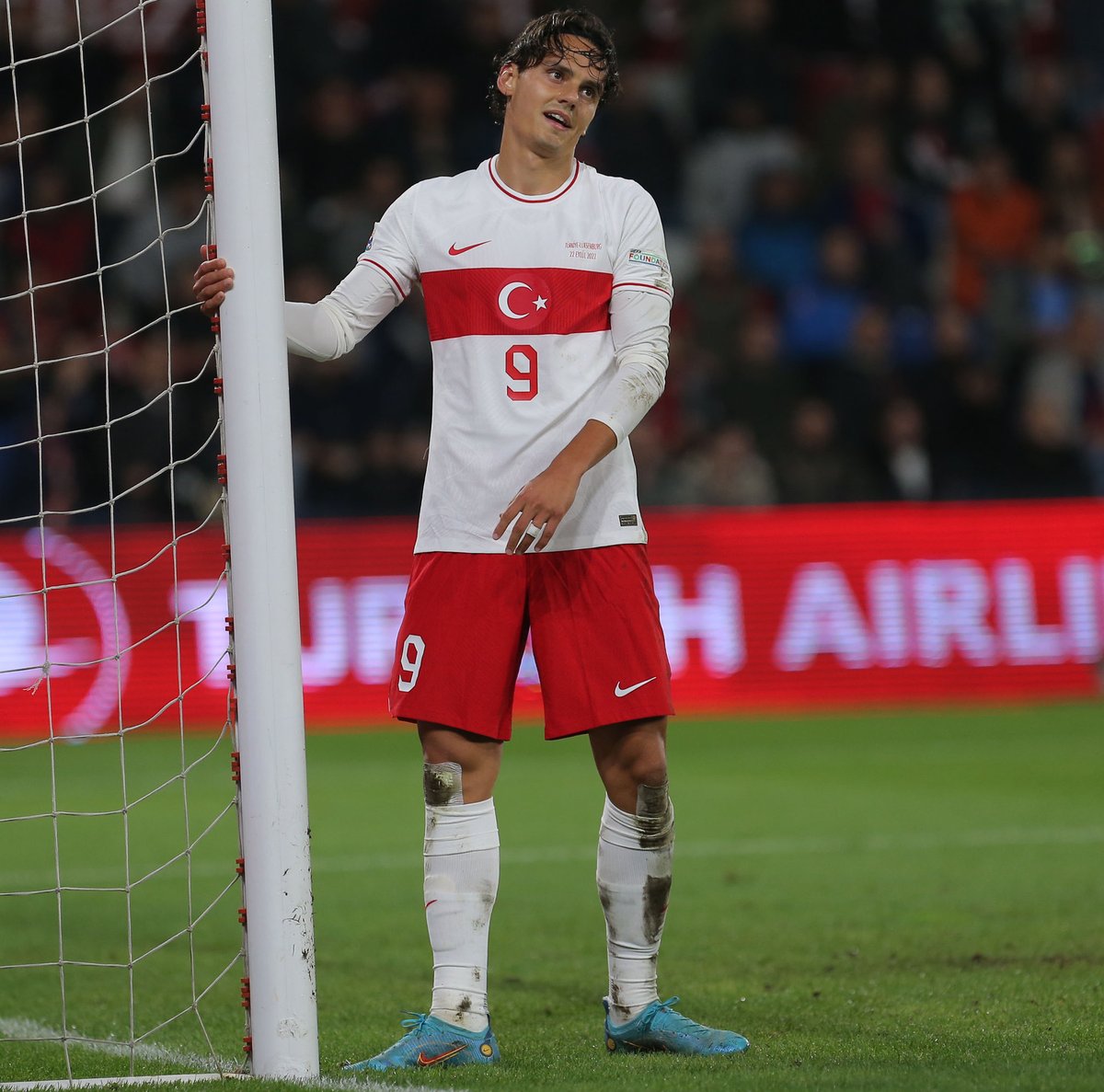 scofield tweet media