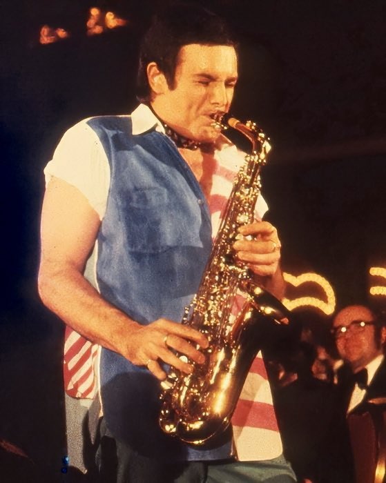 Burton Cummings tweet media