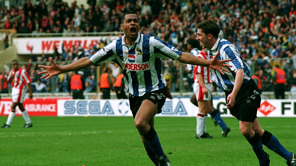Wednesdayites__'s tweet photo. Steel City derby. FA Cup semi-final.

On this day in 1993, Chris Waddle inspired Wednesday to a 2-1 win over Sheffield United.

One of the most iconic days in club history. 🔵⚪️ #SWFC https://t.co/O7Y3z3v0a4