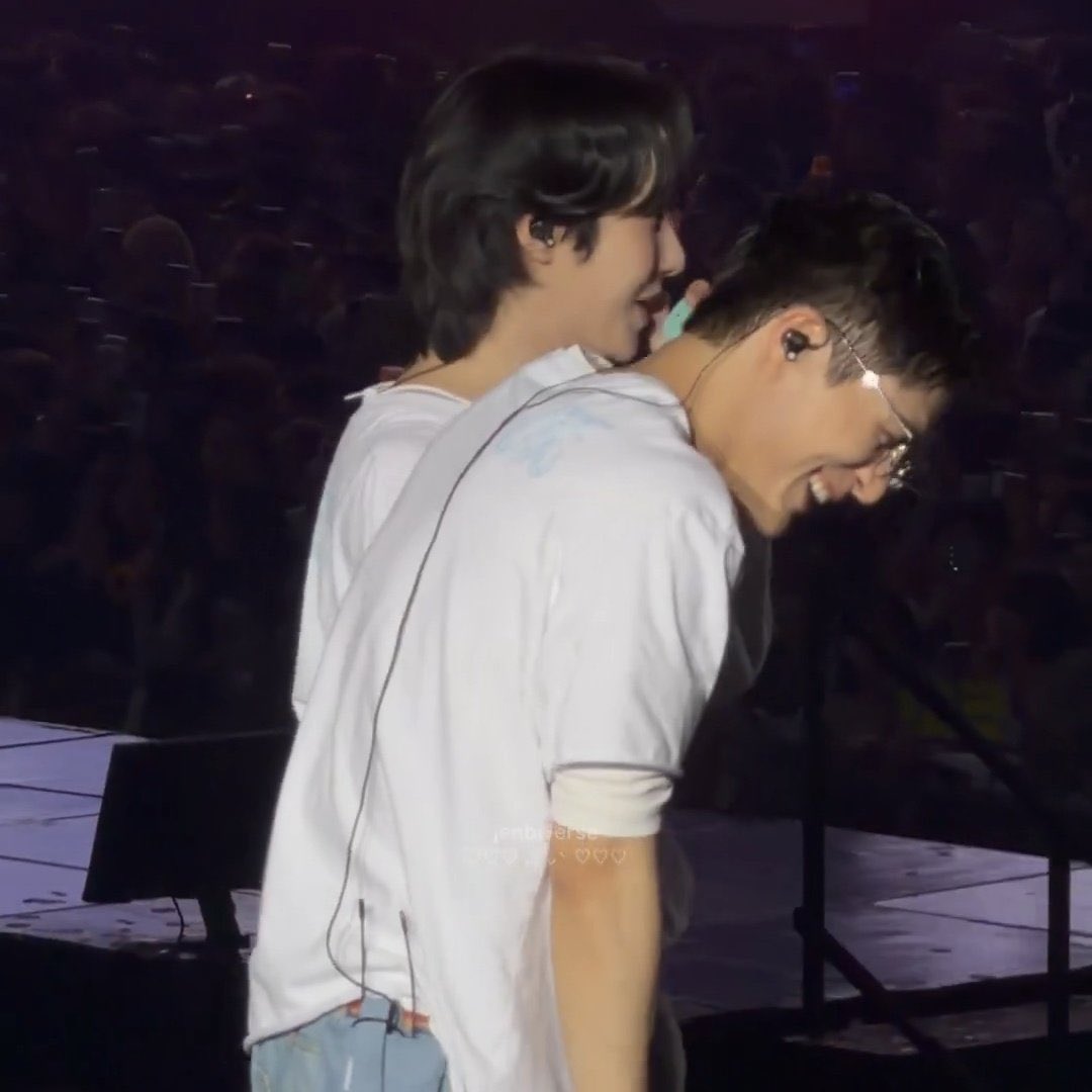 むちむちの우🐶🦊 tweet media