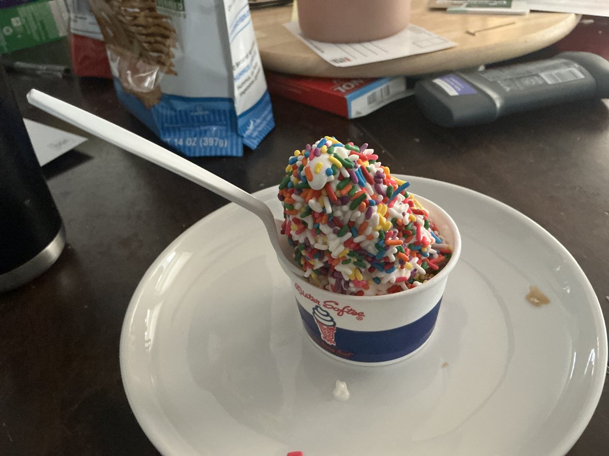 GoobieWoobie tweet media