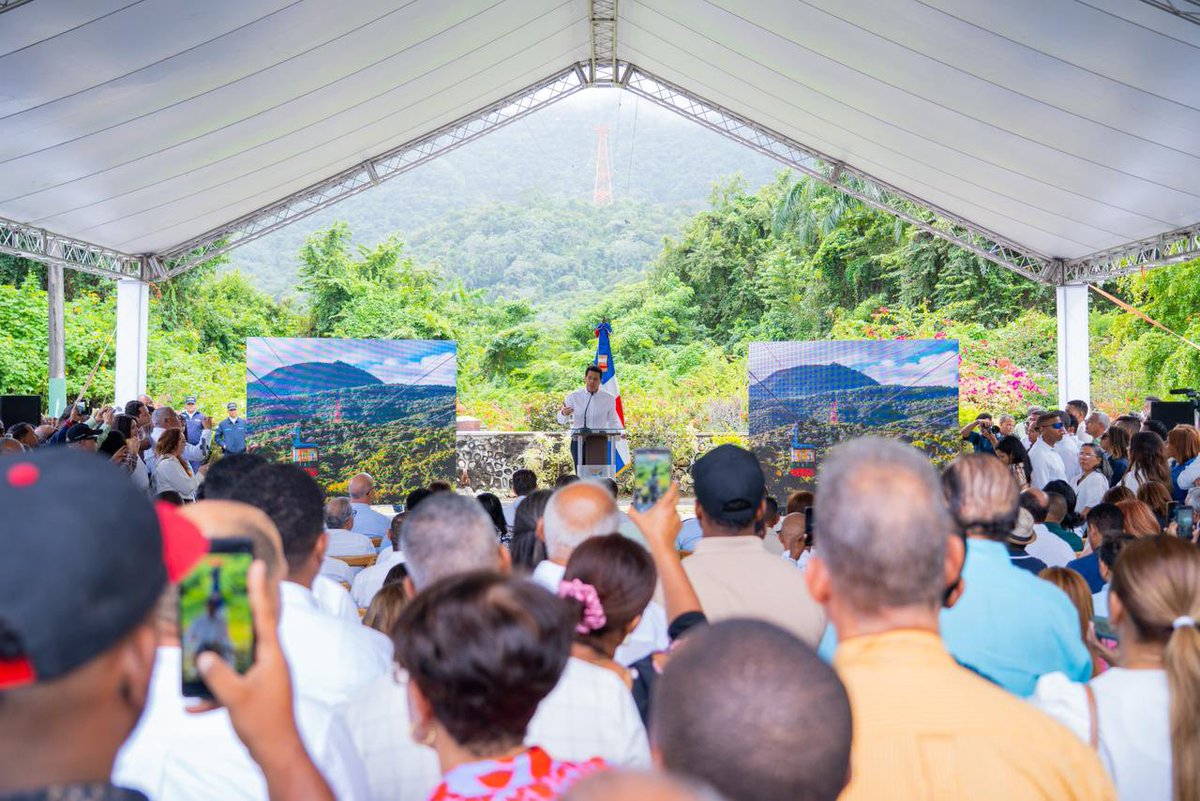 DavidColladoM's tweet photo. Más de US$20 millones de inversión para modernizar el sistema, triplicar su capacidad de pasajeros y reducir el tiempo de trayecto.

Un proyecto con tecnología de vanguardia y estándares internacionales de seguridad. https://t.co/iHRhpb0blS