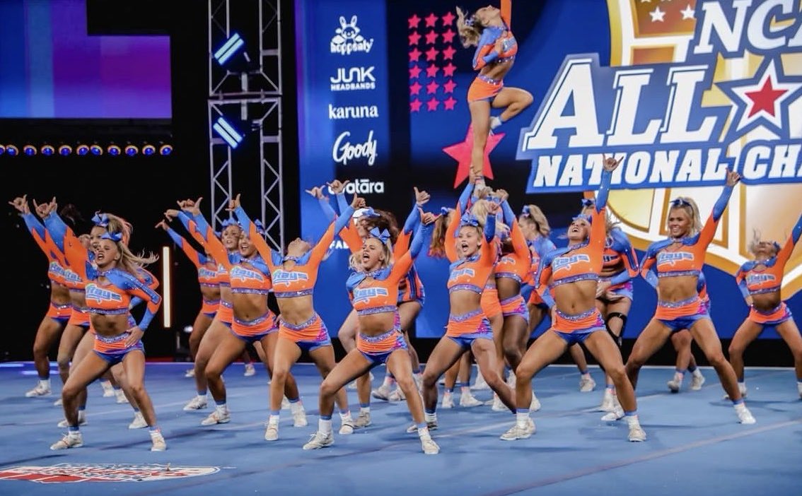 people’s queen♕ tweet media