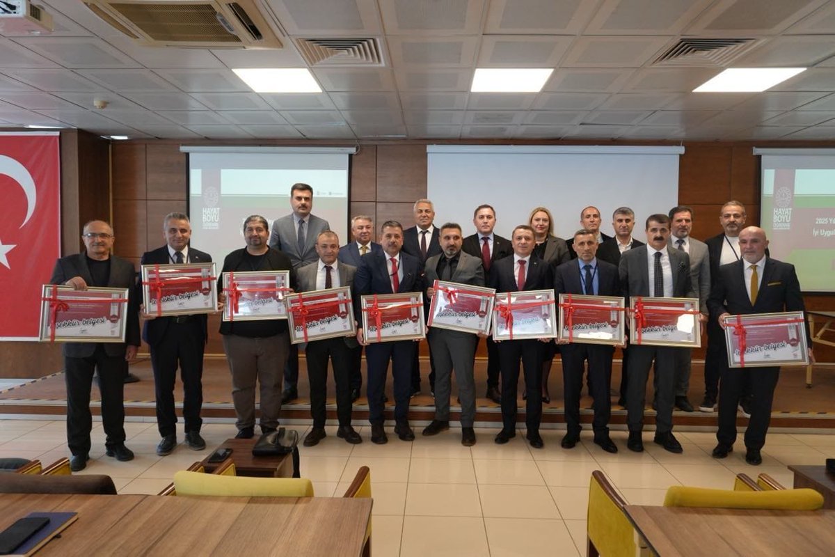 Şemdinli Halk Eğitimi Merkezi tweet media