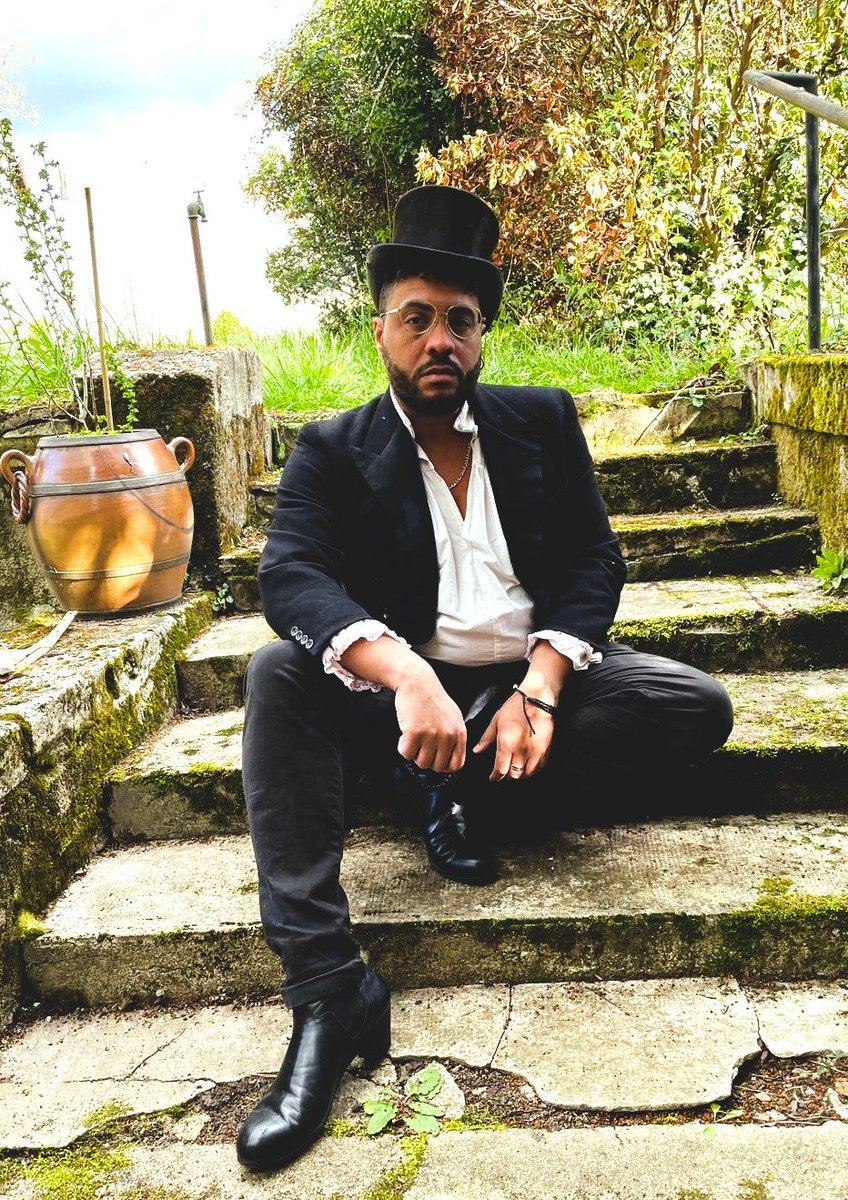 PurpleShadowAgency tweet media