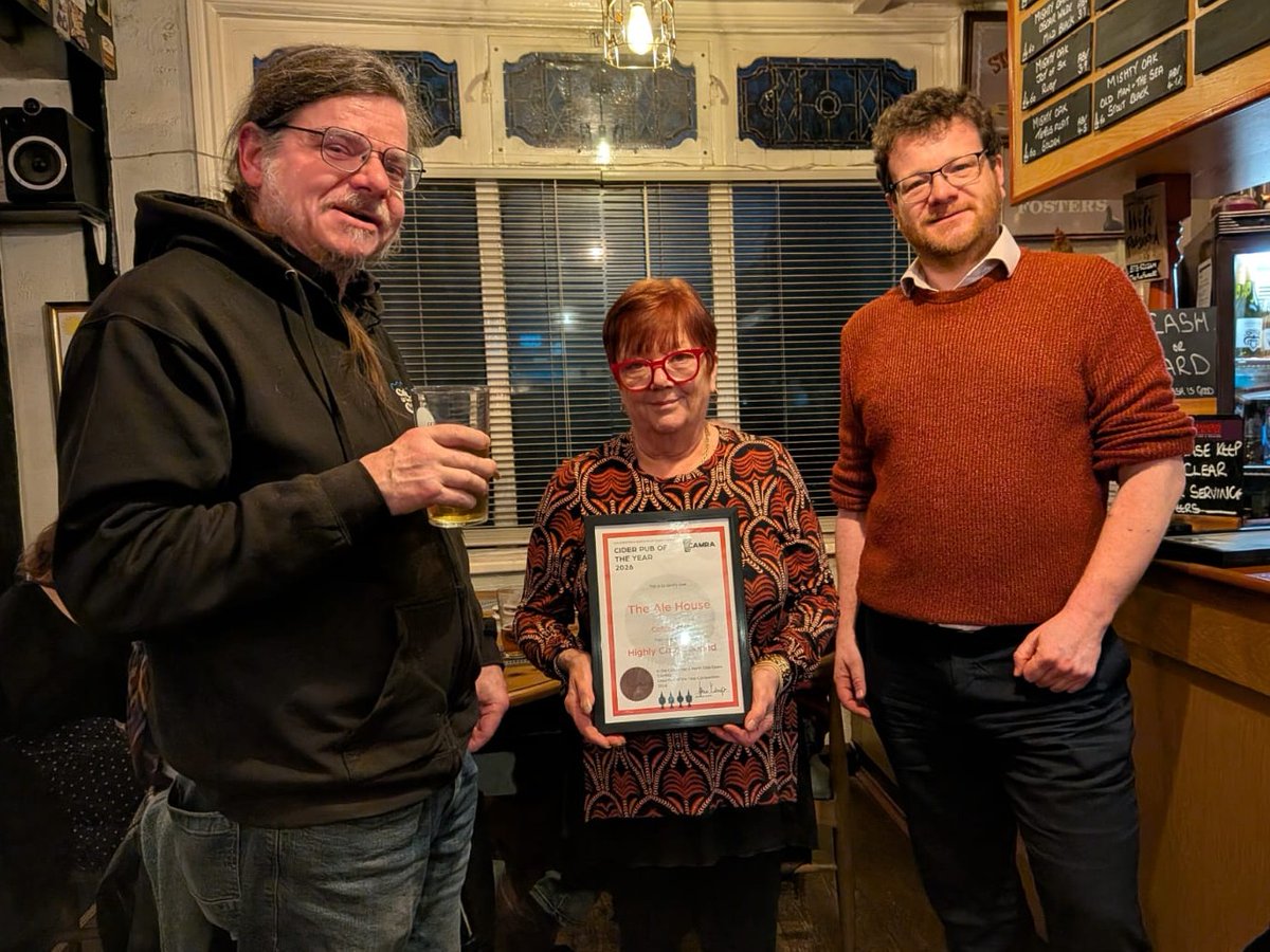 colCAMRA's tweet image. Tonight we presented the Ale House with the awards for being the Highly Commended Cider Pub of the Year, plus Winner of both the City Pub of the Year for 2026 &amp;amp; Overall Pub of the Year 2026 - Congratulations!

#Pubs #Colchester #RealAle #Beer #Cider #RealCider #PubOfTheYear #PotY