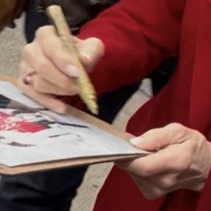 lily 👠 tweet media