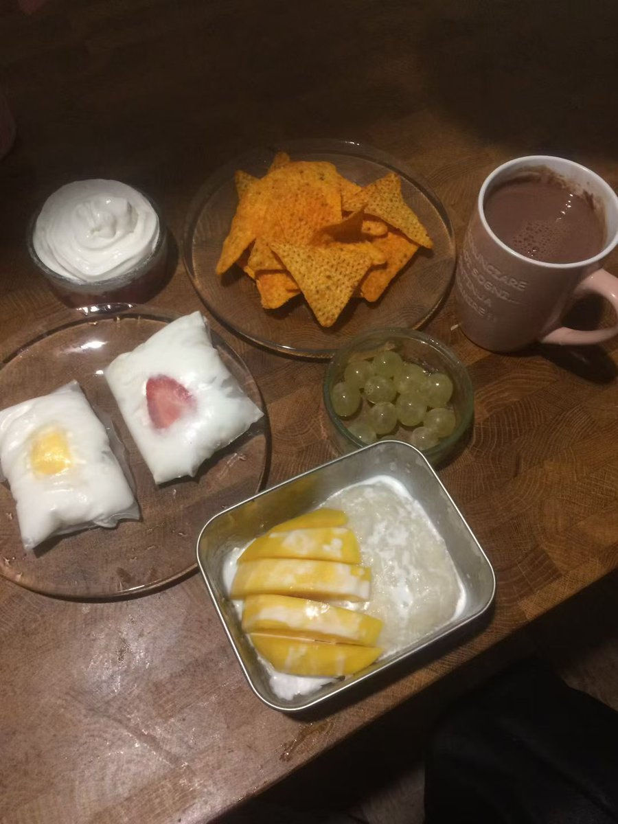 玻璃窗 tweet media